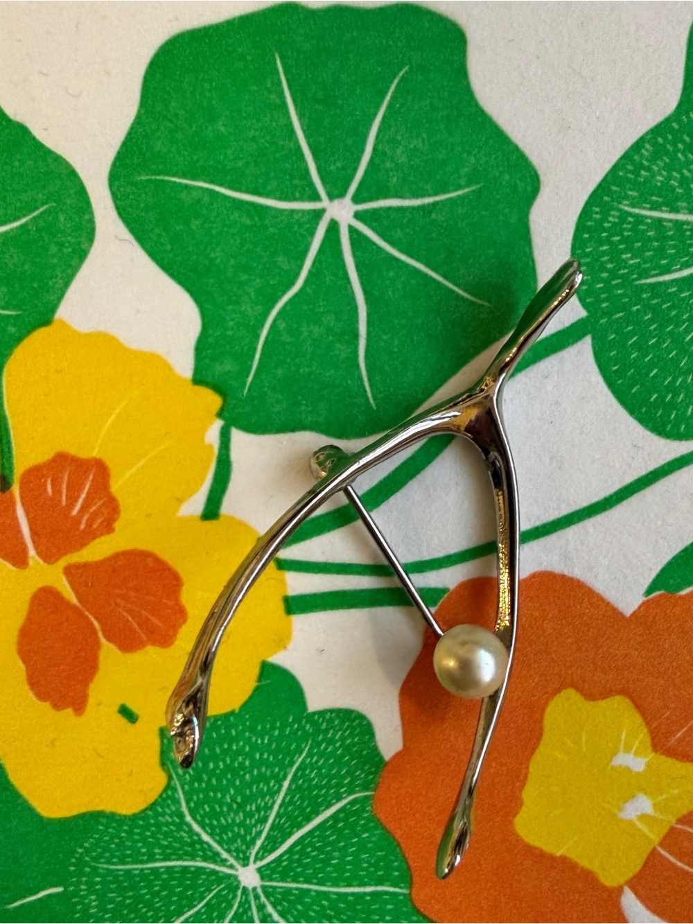 Pearl Accent Sterling Silver Vintage Wishbone Brooch